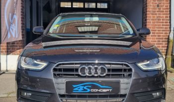AUDI A4 IV PHASE 2 2.0 TDI 143 AMBITION LUXE plein