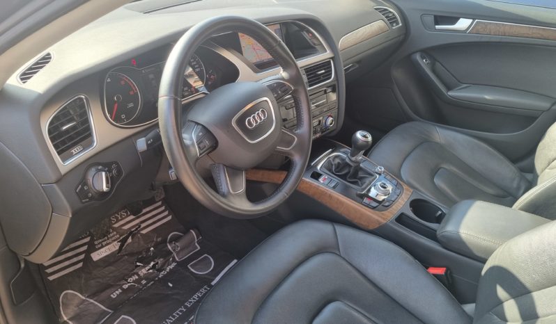 AUDI A4 IV PHASE 2 2.0 TDI 143 AMBITION LUXE plein