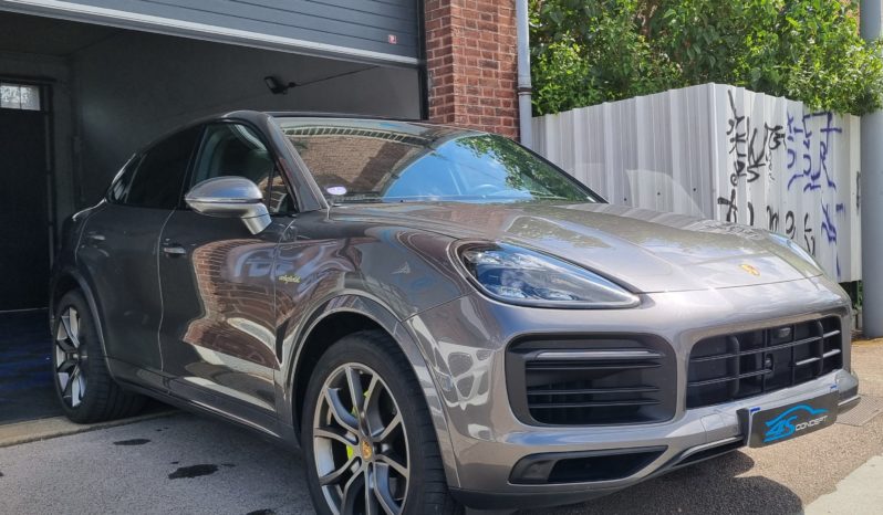 PORSCHE CAYENNE III COUPE V6 3.0 E-HYBRID 462 TIPTRONIC plein