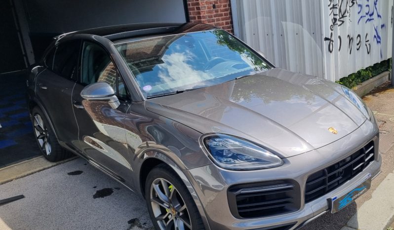 PORSCHE CAYENNE III COUPE V6 3.0 E-HYBRID 462 TIPTRONIC plein