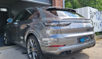 PORSCHE CAYENNE III COUPE V6 3.0 E-HYBRID 462 TIPTRONIC plein