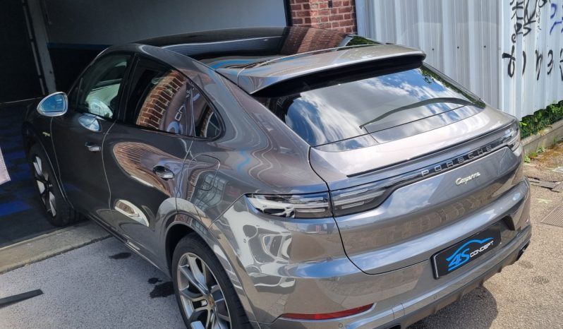 PORSCHE CAYENNE III COUPE V6 3.0 E-HYBRID 462 TIPTRONIC plein
