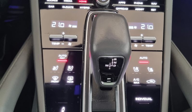 PORSCHE CAYENNE III COUPE V6 3.0 E-HYBRID 462 TIPTRONIC plein