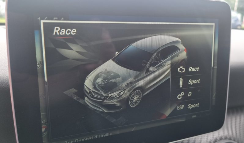 MERCEDES-BENZ CLASSE A 45 AMG 381 CH 4MATIC plein