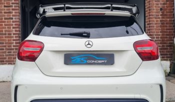 MERCEDES-BENZ CLASSE A 45 AMG 381 CH 4MATIC plein