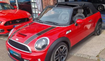 MINI II CABRIOLET COOPER S 1.6 184 CH PACK RED HOT CHILI plein