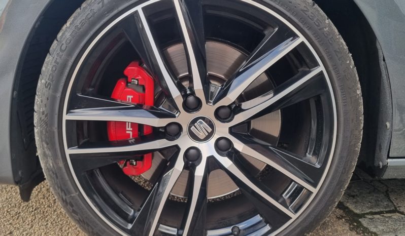 SEAT LEON III SC 2.0 TSI 300 CH CUPRA DSG6 plein