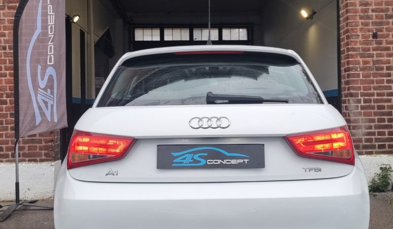AUDI A1 SPORTBACK 1.2 TFSI 86 CH AMBIENTE plein