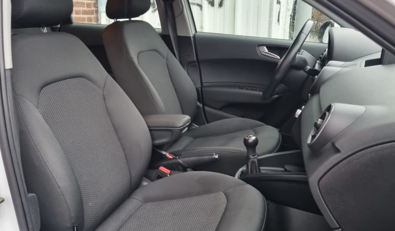 AUDI A1 SPORTBACK 1.2 TFSI 86 CH AMBIENTE plein