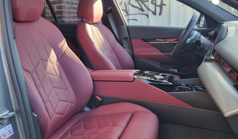 BMW 550e G60 XDRIVE PHEV 489 CH M SPORT BVA8 plein