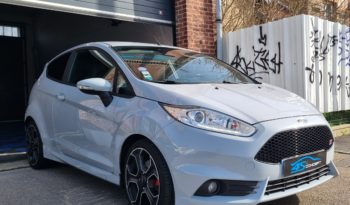 FORD FIESTA V 1.6 ECOBOOST ST200 BVM6 plein
