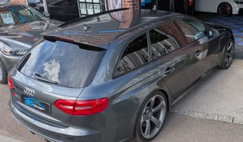 AUDI RS4 AVANT V8 4.2 FSI 450 CH QUATTRO S-TRONIC7 plein