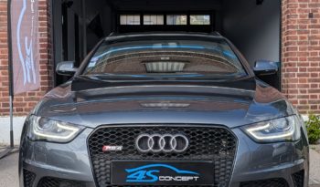 AUDI RS4 AVANT V8 4.2 FSI 450 CH QUATTRO S-TRONIC7 plein
