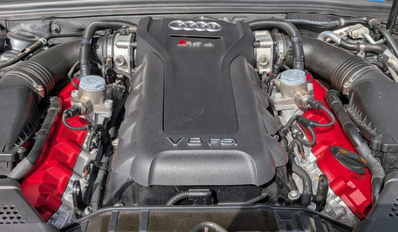 AUDI RS4 AVANT V8 4.2 FSI 450 CH QUATTRO S-TRONIC7 plein