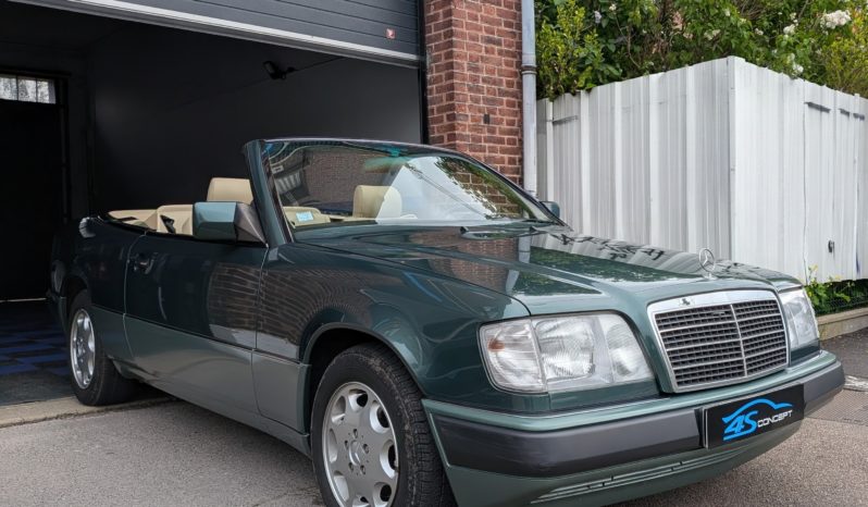 MERCEDES-BENZ 300 CE-24 CABRIOLET BVA plein
