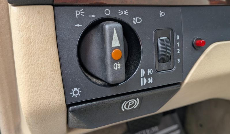 MERCEDES-BENZ 300 CE-24 CABRIOLET BVA plein