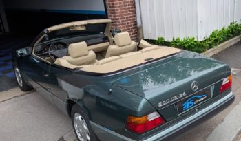 MERCEDES-BENZ 300 CE-24 CABRIOLET BVA plein