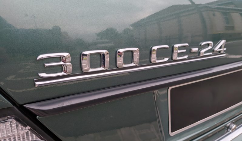 MERCEDES-BENZ 300 CE-24 CABRIOLET BVA plein