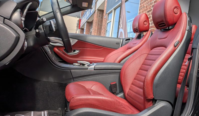 MERCEDES-BENZ CLASSE C CABRIOLET 220d 194 CH AMG LINE 4 MATIC 9G-TRONIC plein