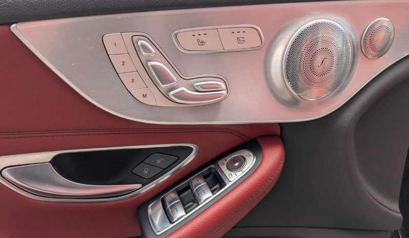 MERCEDES-BENZ CLASSE C CABRIOLET 220d 194 CH AMG LINE 4 MATIC 9G-TRONIC plein