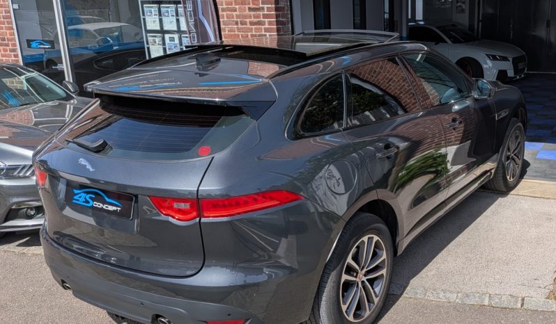 JAGUAR F-PACE 2.0T 250 CH R-SPORT 4WD BVA8 plein