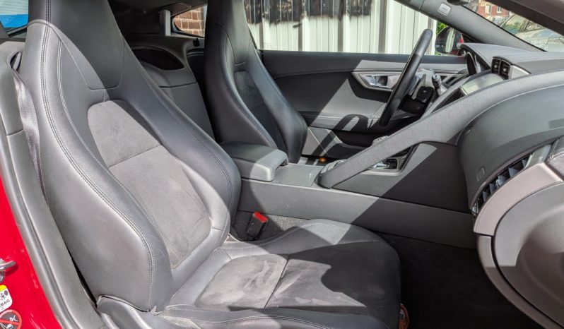 JAGUAR F-TYPE COUPE V6 3.0 340 CH BVA8 plein