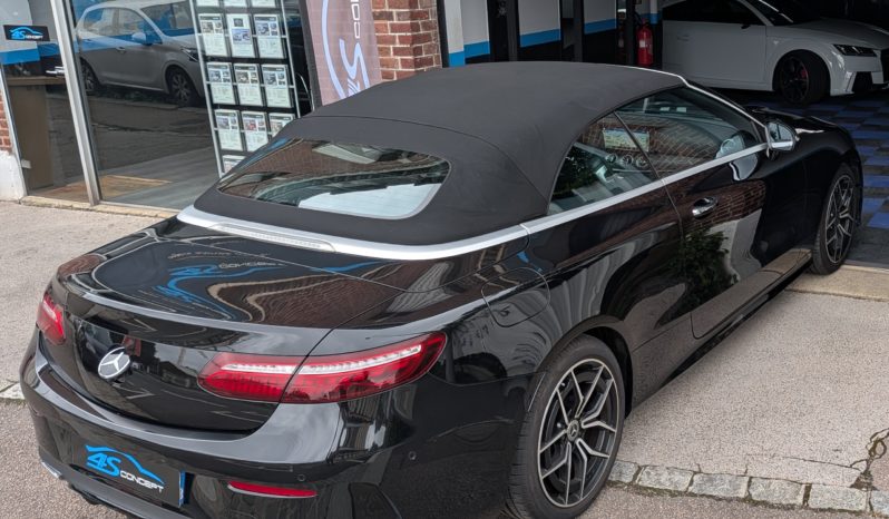 MERCEDES-BENZ CLASSE E 220d CABRIOLET 194 CH AMG LINE 9G-TRONIC plein