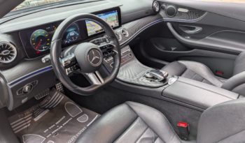 MERCEDES-BENZ CLASSE E 220d CABRIOLET 194 CH AMG LINE 9G-TRONIC plein
