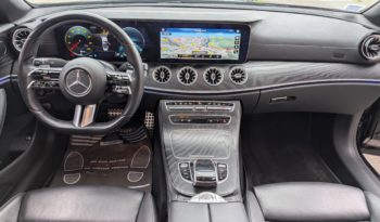 MERCEDES-BENZ CLASSE E 220d CABRIOLET 194 CH AMG LINE 9G-TRONIC plein