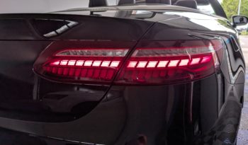 MERCEDES-BENZ CLASSE E 220d CABRIOLET 194 CH AMG LINE 9G-TRONIC plein
