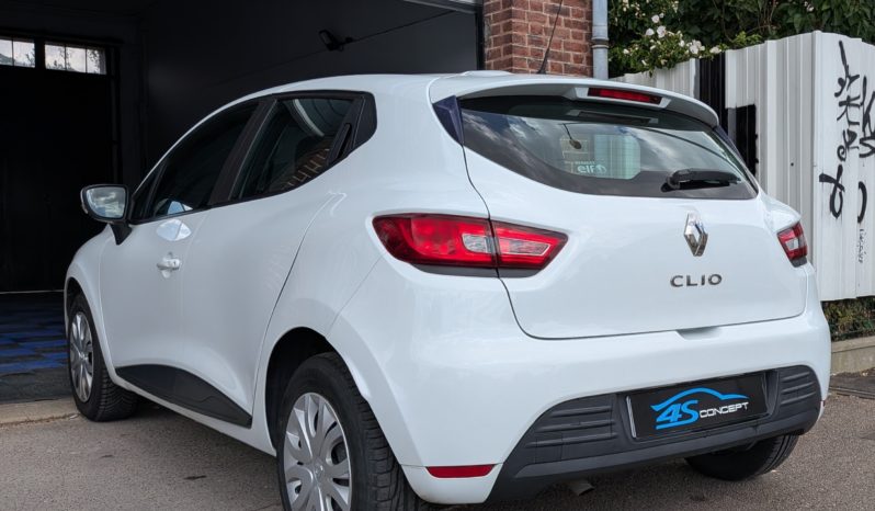 RENAULT CLIO IV 1.5 DCI 90 AIR MEDIANAV SOCIETE 2 PLACES plein